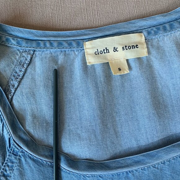 Anthropologie Cloth & Stone Chambray T Shirt Coastal Cowgirl Boho Chic Farmer - Picture 6 of 10